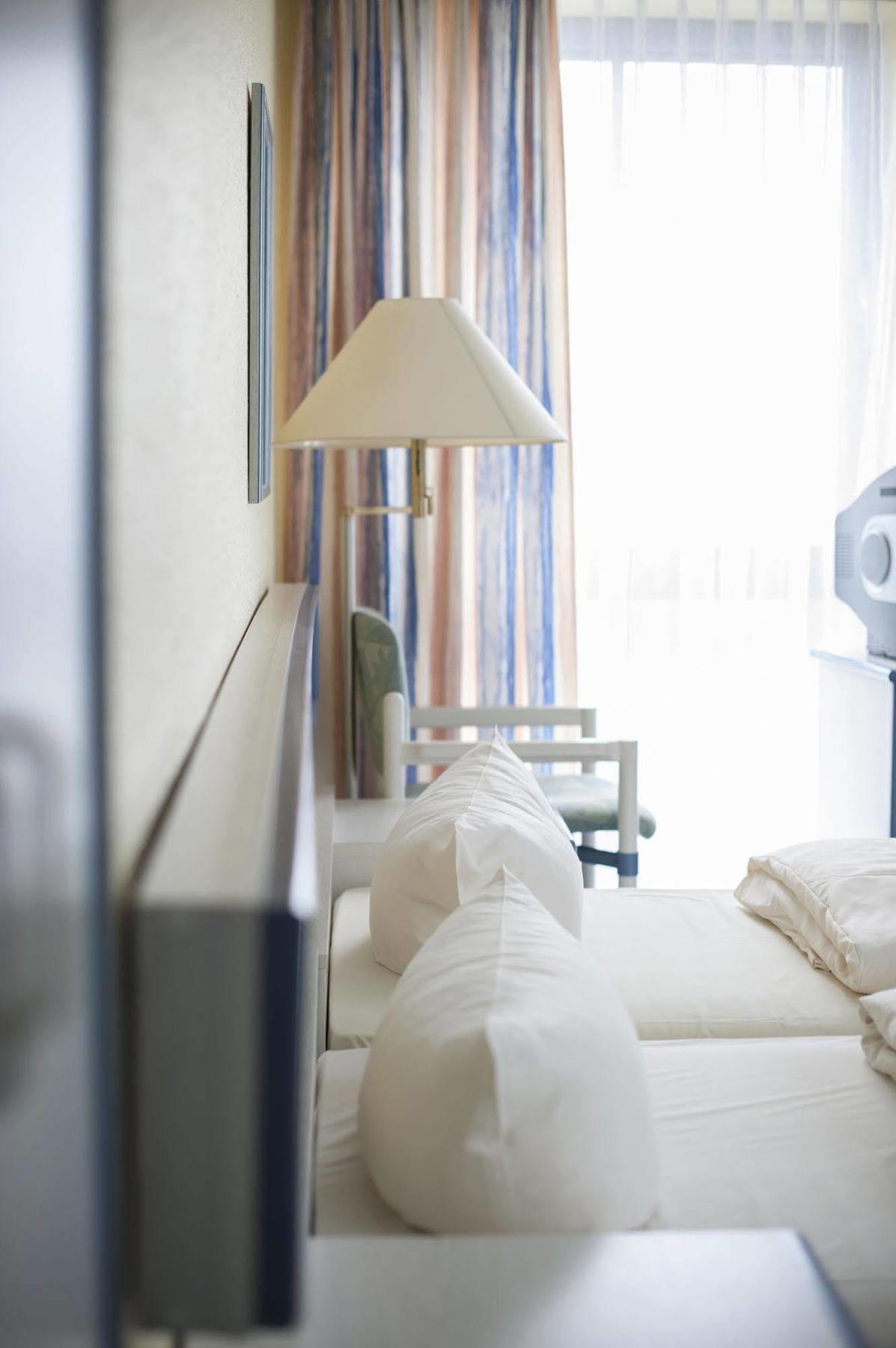 Stargaze Forum Hotel Duesseldorf-Hilden Zewnętrze zdjęcie